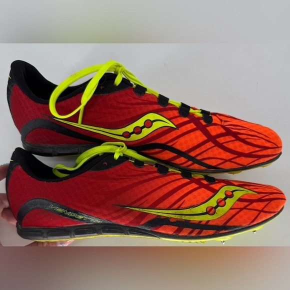 Saucony Racing Vendetta Track Shoes - Picture 2 of 10